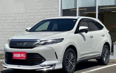Toyota Harrier, 2020 год, 2 300 000 рублей, 3 фотография