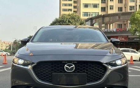 Mazda 3, 2022 год, 1 790 000 рублей, 2 фотография