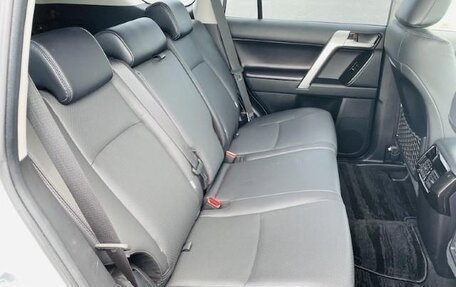 Toyota Land Cruiser Prado 150 рестайлинг 2, 2021 год, 3 730 000 рублей, 24 фотография