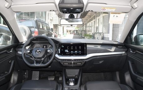Skoda Octavia IV, 2025 год, 2 650 000 рублей, 9 фотография