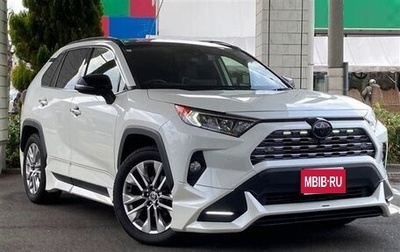 Toyota RAV4, 2021 год, 2 690 000 рублей, 1 фотография