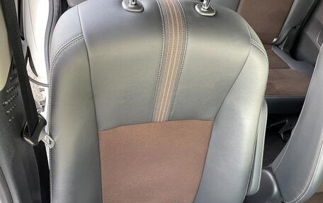 Toyota Sienta II, 2021 год, 1 350 000 рублей, 19 фотография