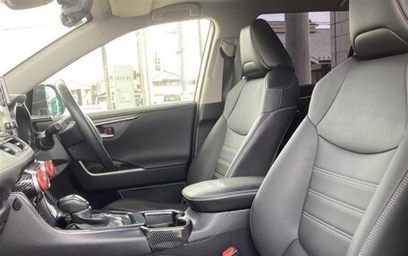 Toyota RAV4, 2021 год, 2 690 000 рублей, 22 фотография