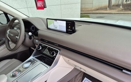 Genesis GV80 I, 2022 год, 5 980 000 рублей, 9 фотография