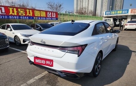 Hyundai Avante, 2021 год, 1 840 000 рублей, 3 фотография