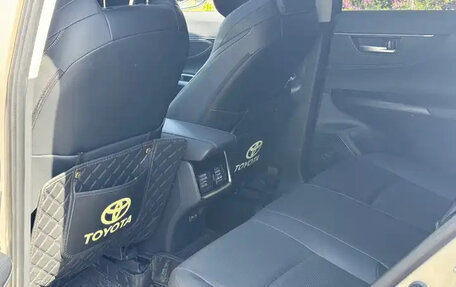 Toyota Venza, 2022 год, 2 429 334 рублей, 21 фотография