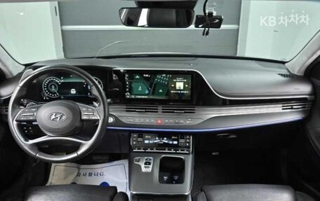 Hyundai Grandeur, 2021 год, 2 240 000 рублей, 7 фотография