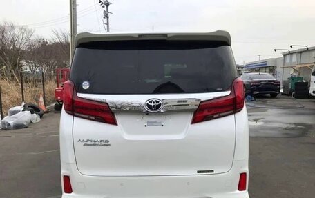 Toyota Alphard III, 2021 год, 3 470 000 рублей, 7 фотография