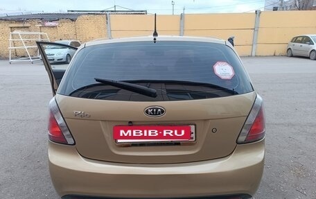 KIA Rio II, 2011 год, 657 000 рублей, 16 фотография