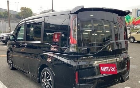 Honda Stepwgn IV, 2021 год, 2 299 333 рублей, 5 фотография