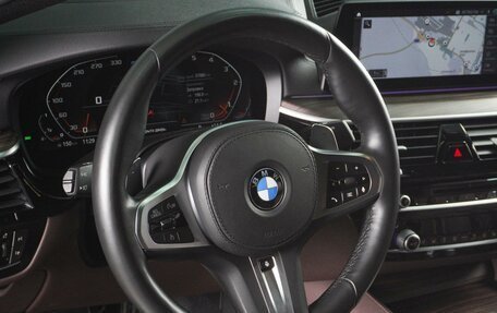 BMW 5 серия, 2019 год, 5 498 000 рублей, 18 фотография