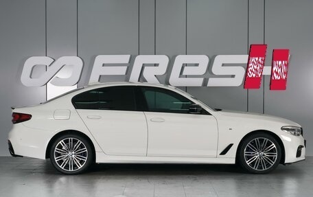 BMW 5 серия, 2019 год, 5 498 000 рублей, 5 фотография