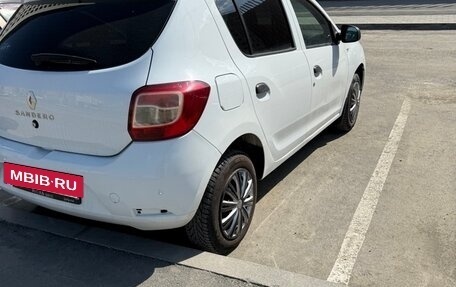 Renault Sandero II рестайлинг, 2017 год, 725 000 рублей, 7 фотография