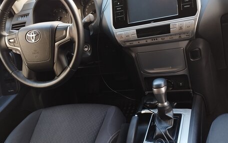 Toyota Land Cruiser Prado 150 рестайлинг 2, 2019 год, 5 350 000 рублей, 9 фотография