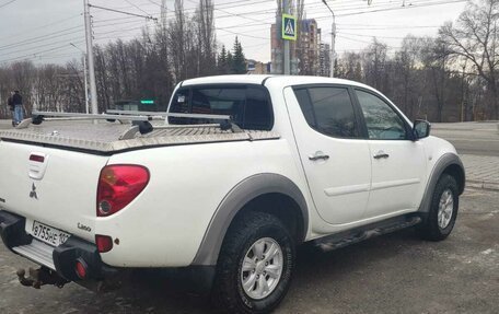 Mitsubishi L200 IV рестайлинг, 2010 год, 1 490 000 рублей, 2 фотография