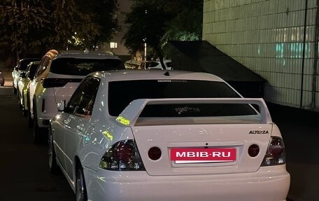Toyota Altezza, 1998 год, 1 250 000 рублей, 3 фотография