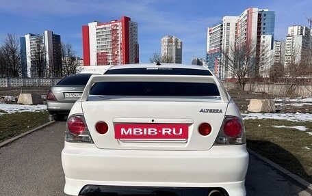 Toyota Altezza, 1998 год, 1 250 000 рублей, 10 фотография