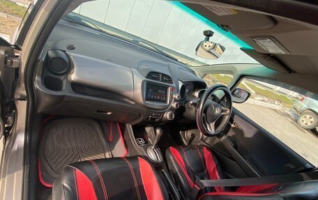 Honda Fit III, 2010 год, 730 000 рублей, 8 фотография