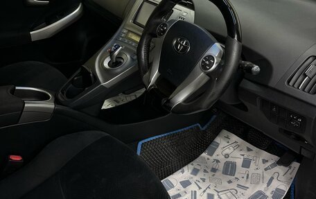 Toyota Prius, 2014 год, 1 150 000 рублей, 7 фотография