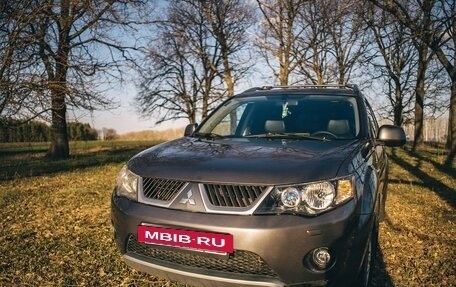 Mitsubishi Outlander III рестайлинг 3, 2008 год, 1 430 000 рублей, 7 фотография