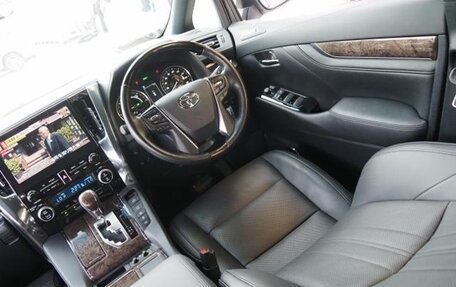 Toyota Alphard III, 2021 год, 4 190 099 рублей, 20 фотография