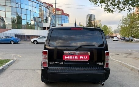 Dodge Nitro, 2007 год, 995 000 рублей, 3 фотография