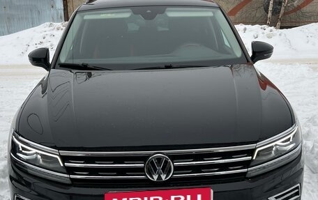 Volkswagen Tiguan II, 2020 год, 3 300 000 рублей, 1 фотография
