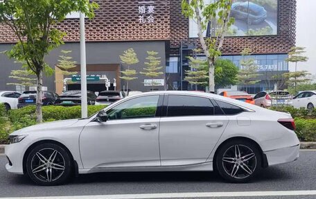 Honda Accord IX рестайлинг, 2022 год, 1 800 666 рублей, 17 фотография