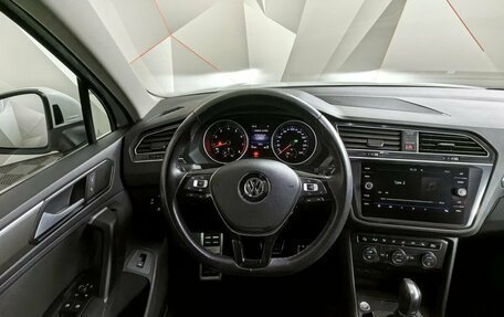 Volkswagen Tiguan II, 2018 год, 2 497 000 рублей, 20 фотография