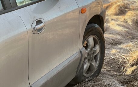 Hyundai Santa Fe III рестайлинг, 2004 год, 450 000 рублей, 3 фотография