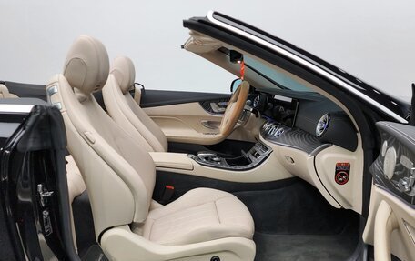 Mercedes-Benz E-Класс, 2022 год, 6 030 000 рублей, 5 фотография