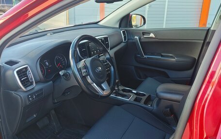 KIA Sportage IV рестайлинг, 2019 год, 2 200 000 рублей, 12 фотография