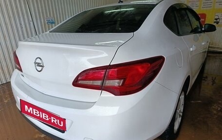 Opel Astra J, 2014 год, 760 000 рублей, 3 фотография