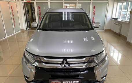 Mitsubishi Outlander III рестайлинг 3, 2016 год, 1 869 999 рублей, 3 фотография
