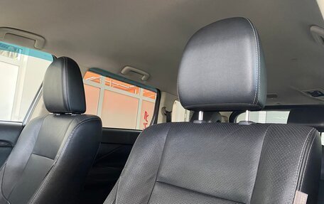 Mitsubishi Outlander III рестайлинг 3, 2016 год, 1 869 999 рублей, 15 фотография