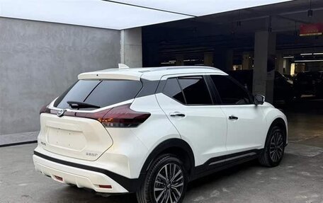 Nissan Kicks I, 2022 год, 1 800 000 рублей, 6 фотография