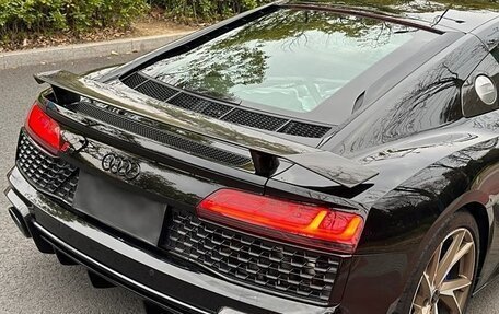 Audi R8, 2021 год, 22 600 000 рублей, 6 фотография