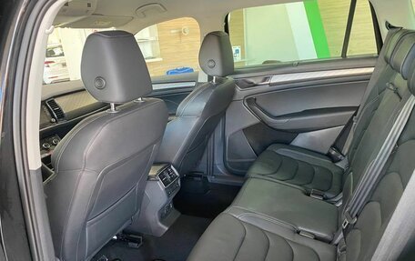Skoda Kodiaq I, 2024 год, 5 650 000 рублей, 4 фотография