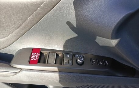 Toyota Camry, 2022 год, 4 099 000 рублей, 20 фотография