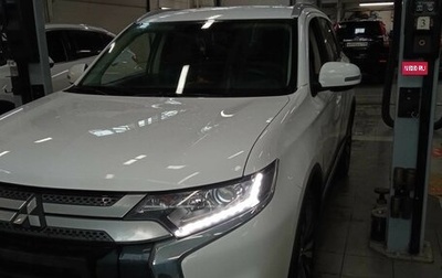 Mitsubishi Outlander III рестайлинг 3, 2019 год, 2 289 000 рублей, 1 фотография