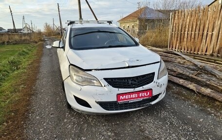 Opel Astra J, 2011 год, 420 000 рублей, 1 фотография