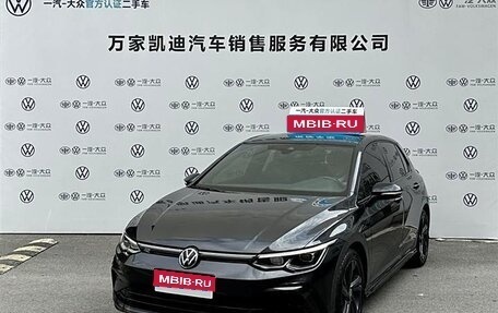 Volkswagen Golf VIII, 2022 год, 1 830 000 рублей, 1 фотография