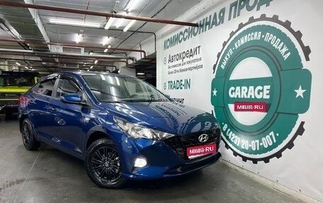 Hyundai Solaris II рестайлинг, 2021 год, 2 000 000 рублей, 1 фотография