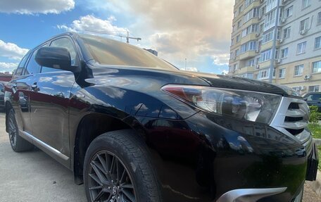Toyota Highlander III, 2012 год, 2 500 000 рублей, 4 фотография