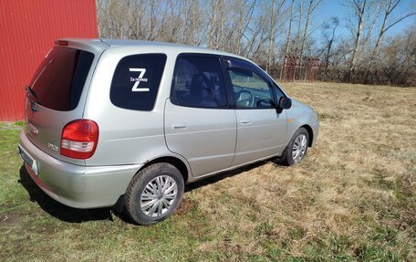 Toyota Corolla Spacio II, 2000 год, 355 000 рублей, 2 фотография