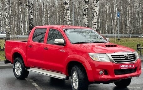 Toyota Hilux VII, 2014 год, 2 440 000 рублей, 8 фотография
