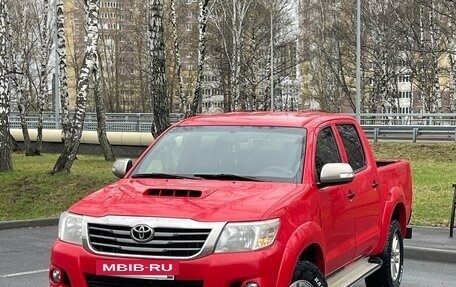Toyota Hilux VII, 2014 год, 2 440 000 рублей, 9 фотография