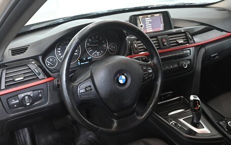 BMW 3 серия, 2013 год, 1 645 000 рублей, 14 фотография