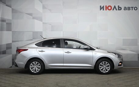 Hyundai Solaris II рестайлинг, 2018 год, 1 111 000 рублей, 8 фотография