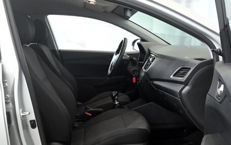 Hyundai Solaris II рестайлинг, 2018 год, 1 111 000 рублей, 10 фотография